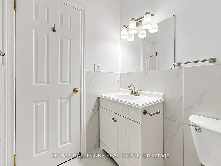67 Florence Cres #1 — Photo 13