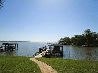 433 Santee Dr, Santee, SC 29142