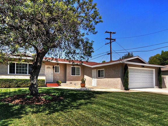 2nd image of 3016 Miramonte Dr