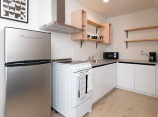 621 Aileen St #3, Oakland, CA 94609
