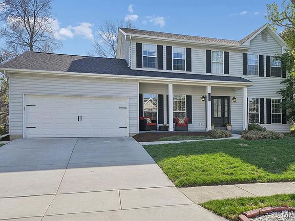 2nd image of 846 Pheasant Woods Dr