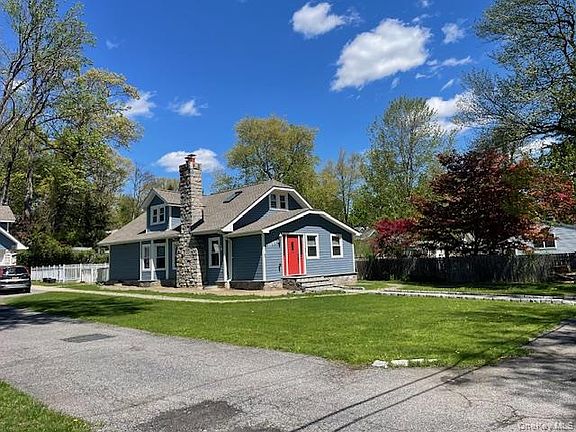 3rd image of 1790 Parmly Road