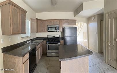 4th image of 3717 Texas Star St