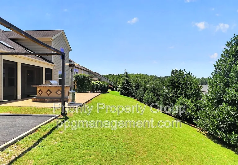 16436 Palisades Commons Dr — Photo 37