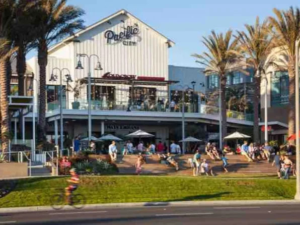 2300 Delaware St #5, Huntington Beach, CA 92648