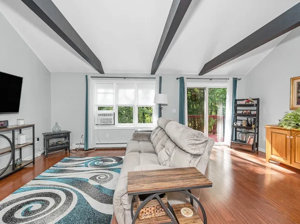 20 Chandler Dr, Atkinson, NH 03811