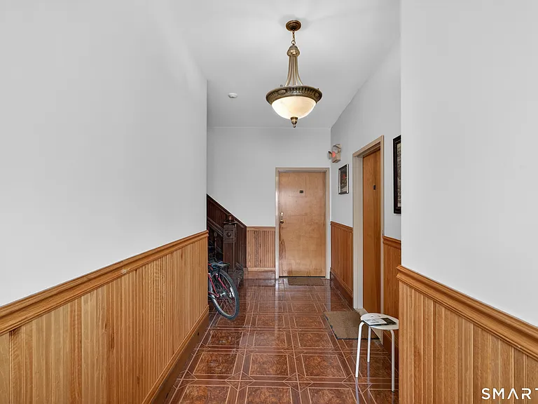 245 Edwards St #2R — Photo 16