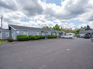 Gilbert Square Apartments, Portland, OR 97236