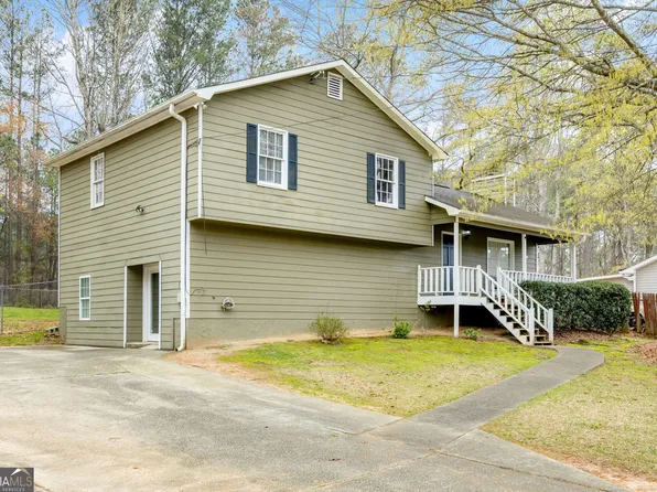 165 Hollyberry Dr, Dallas, GA 30157