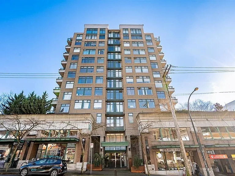 720 Carnarvon St #807 — Photo 1