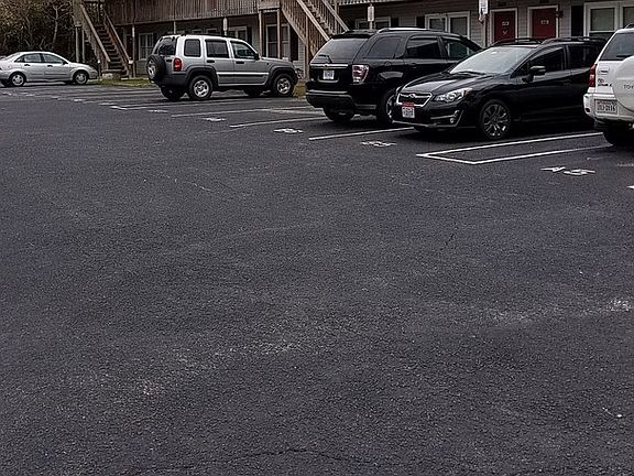 2nd image of 2542 Cedarwood Dr #B5