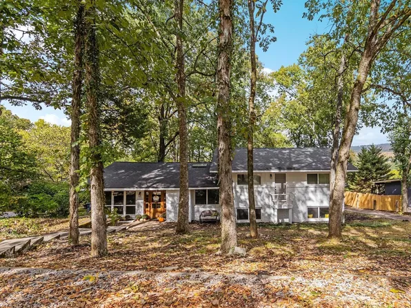 1413 Governors Dr SE, Huntsville, AL 35801