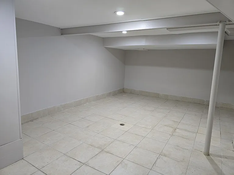 38177 Jamestown Dr — Photo 31
