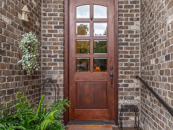 3rd image of 6901 Alden Glen Way