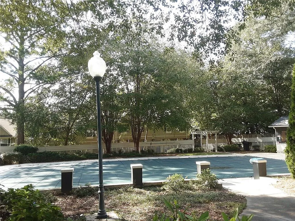 2 bed, 2.5 bath, 1434 sqft, $2,100 — Photo 4