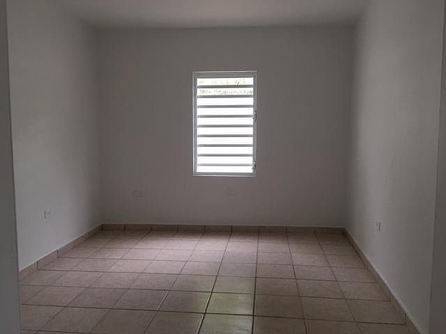 2nd image of F36 Calle 3