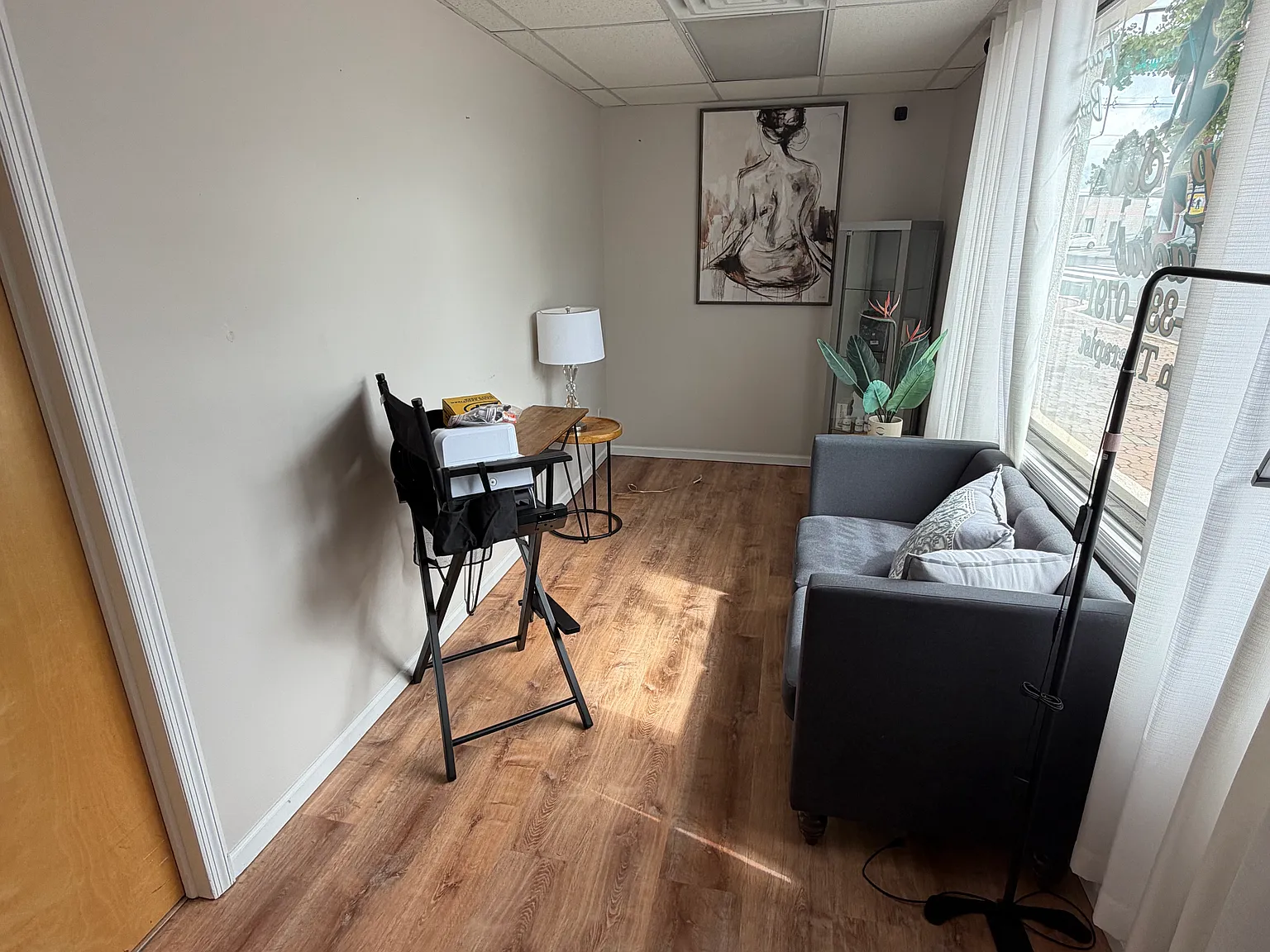 Studio, 1000 sqft, $1,800 — Photo 2