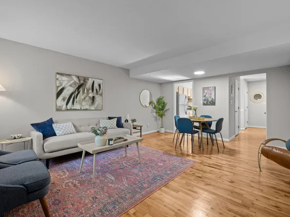 105 Fidelity St APT A40, Carrboro, NC 27510