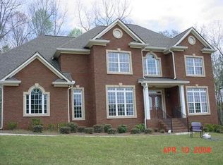 100 Crown Chase Dr, Stockbridge, GA 30281