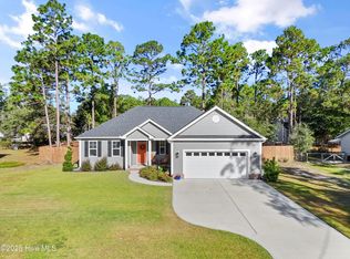1217 N Shore Dr, Southport, NC 28461