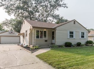 5507 N 106th St, Milwaukee, WI 53225