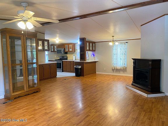 2nd image of 821 Lewis Drive