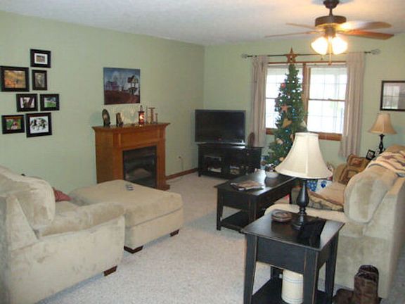 2nd image of 130 Rolling Meadows Dr