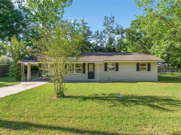 26443 SW 3rd Pl, Newberry, FL 32669