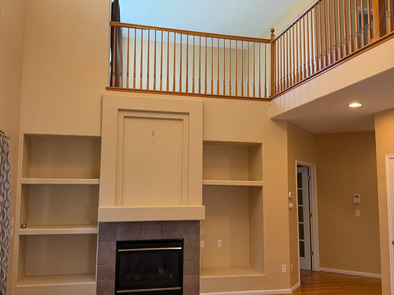 5 bed, 3863 sqft, $3,450 — Photo 3