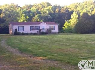 1360 Hazelwood Rd, Columbia, TN 38401