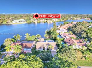 3701 Bridge Rd, Cooper City, FL 33026