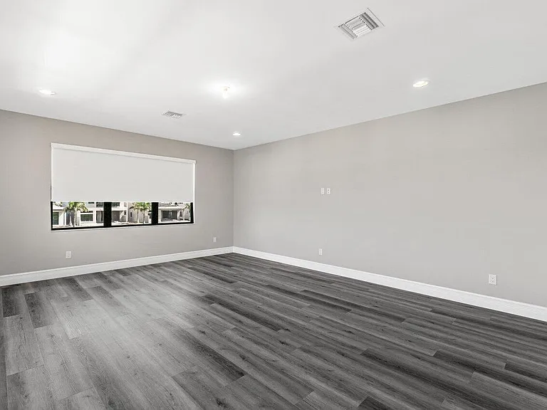 17352 Rosella Rd — Photo 26