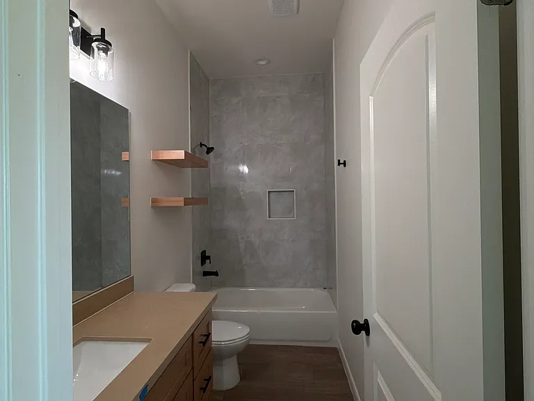 709 Sparrow Ln — Photo 10