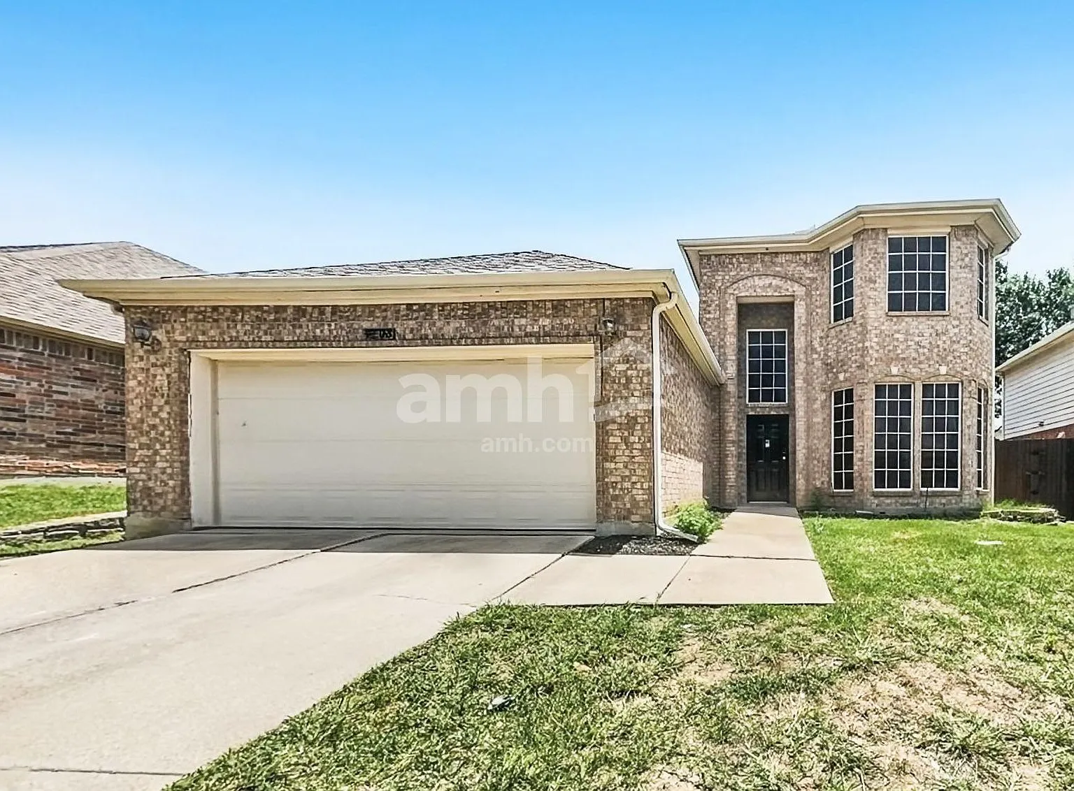 4 bed, 2.5 bath, 2805 sqft, $2,545 — Photo 1