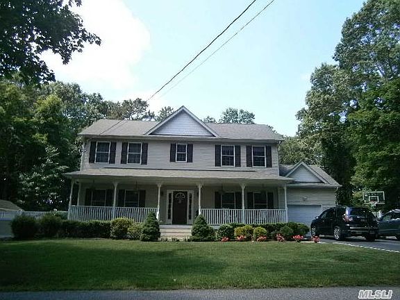 2nd image of 96 Oakland Ave