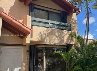 7840 SW 102nd Ln, Miami, FL 33156
