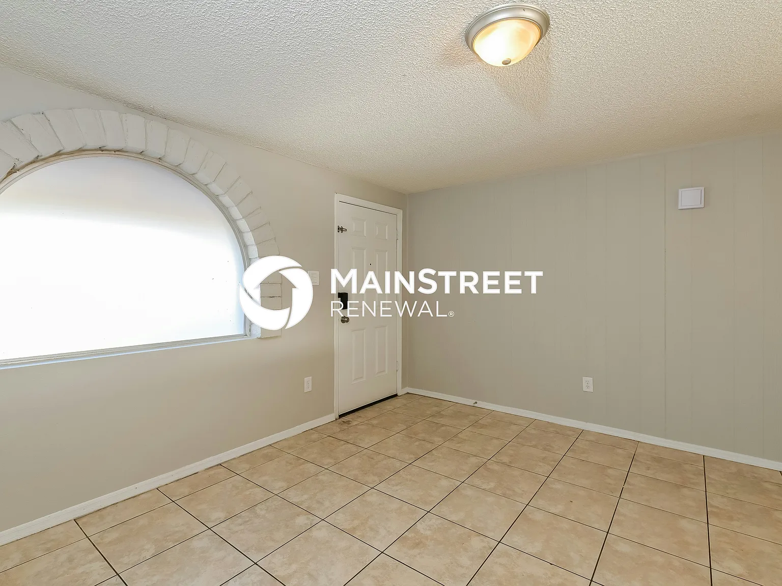 4302 N 73rd Ave — Photo 3