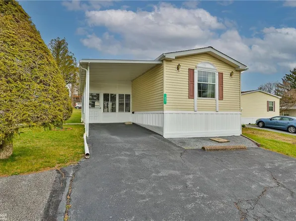 42 Linda Dr, Walnutport, PA 18088