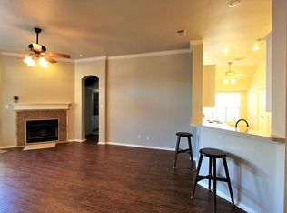 1913 Briarwyck Ct, Denton, TX 76205