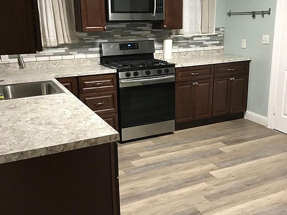 Kitchen, can use as eat in kitchen