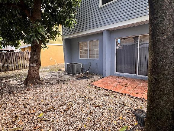 4th image of 3410 Java Plum Ave