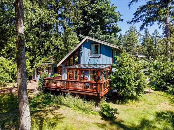 7913 Swanson View Dr, Southern Gulf Islands, BC V0N 2M2