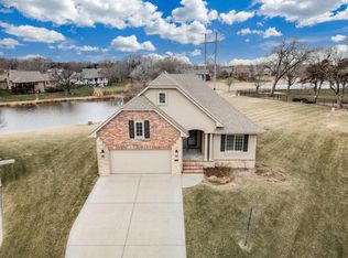 3163 N Lake Ridge Ct, Wichita, KS 67205