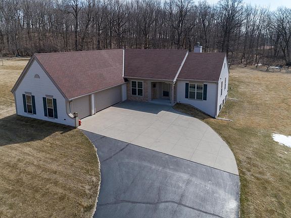 8332 Heather Lane-32