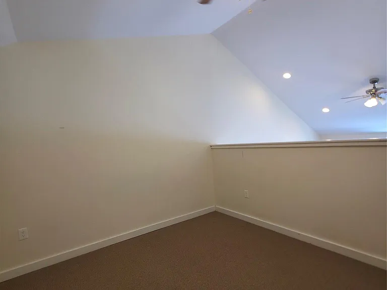 231 Reynolds Rd #11 — Photo 17