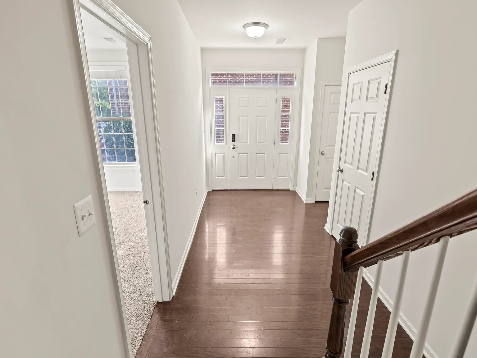 4 bed, 3.5 bath, 2192 sqft, $3,300 — Photo 3
