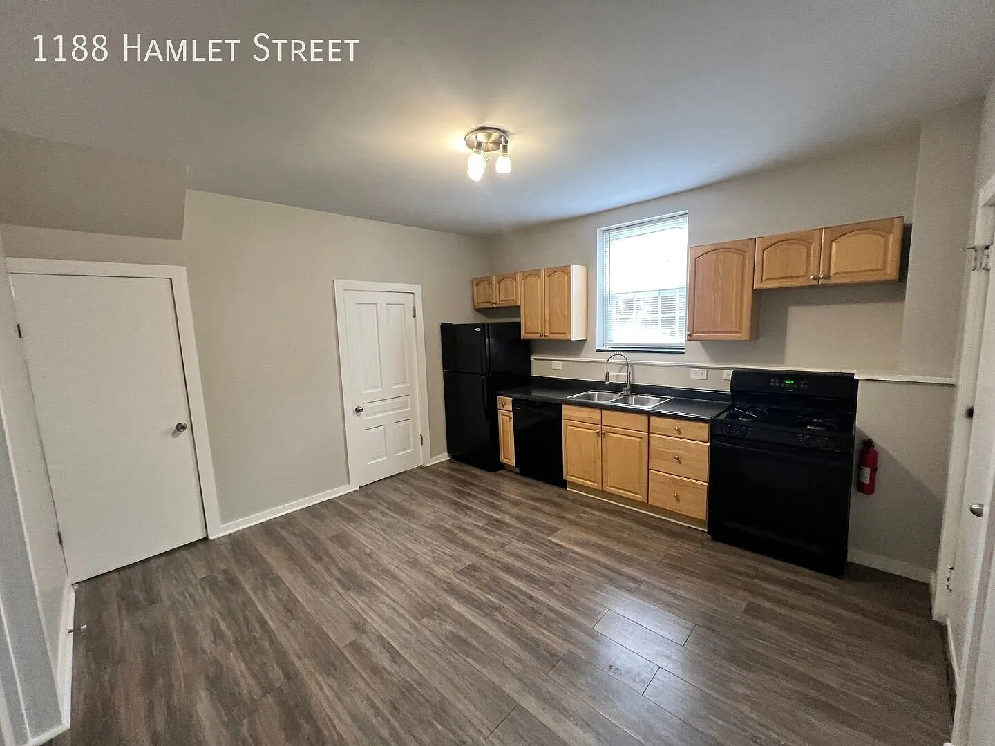 Spacious 1 Bedroom Near OSU — Photo 4