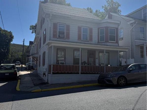 101 Center Ave
