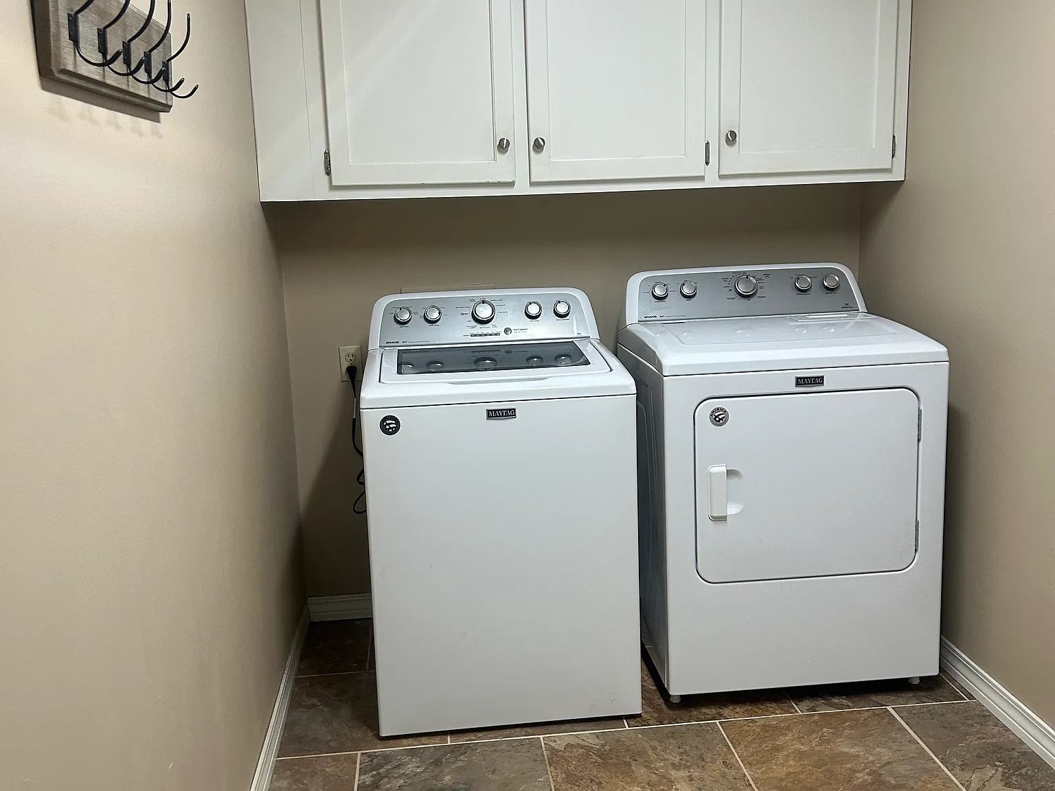 3 bed, 1264 sqft, $1,800 — Photo 2