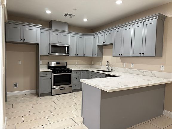 2nd image of 9743-2 Eugenia Ave